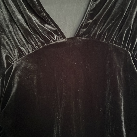 S H E I N Solid Black Velour Long Sleeve Mermaid Style Dress, Size 1XL(14), EUC. - Picture 6 of 12